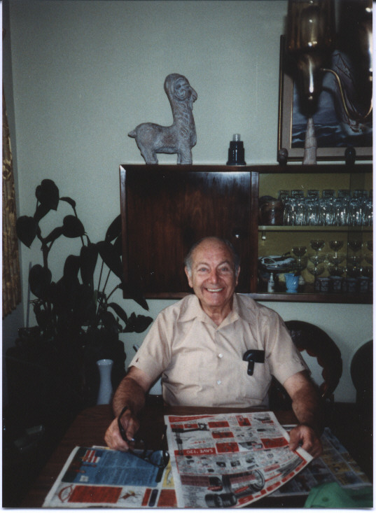 Dad with the funnies, in Syosset